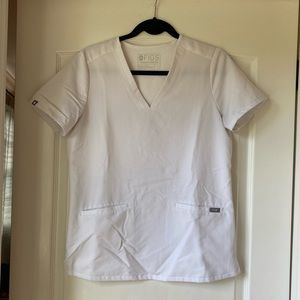 Figs three pocket scrub top